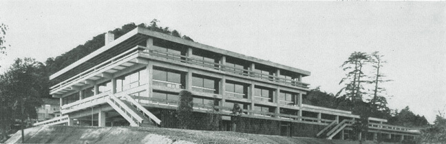 1956　倉吉市役所庁舎　建築家 岸田日出刀